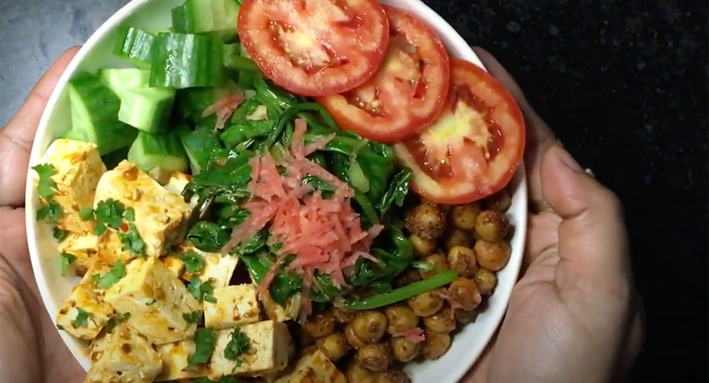 find vegetarian recipes like the Buddha Bowl 